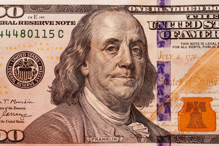benjamin franklin on dollar banknote